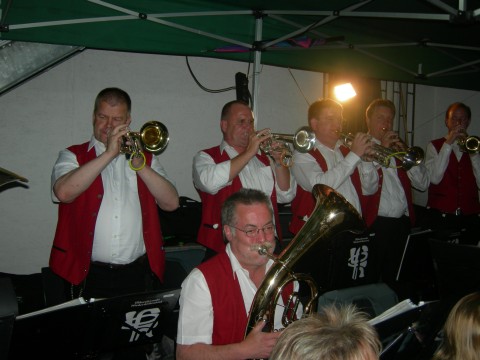 Bildergalerie Jaasse Kirmes in Niederdollendorf 2008